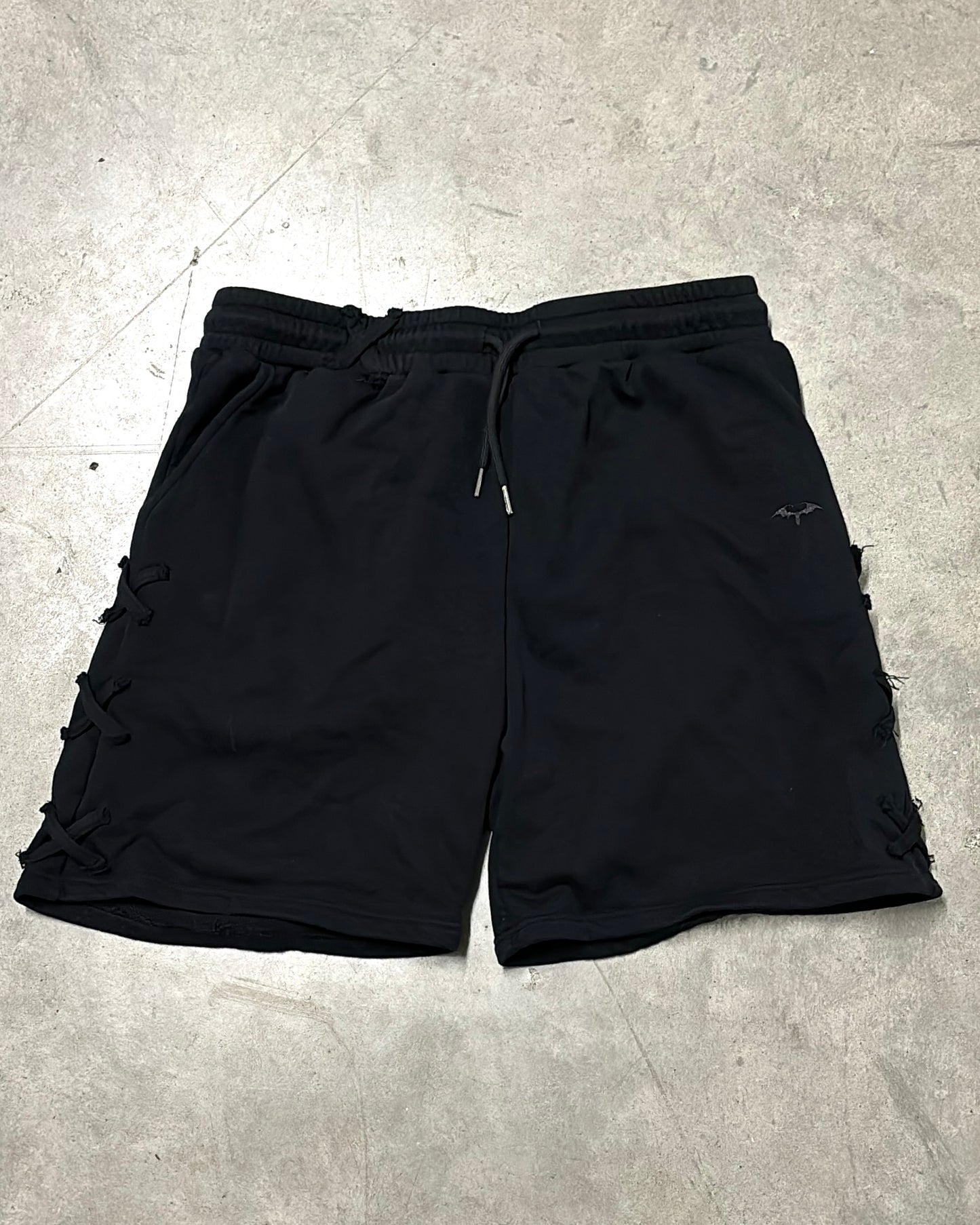 'Symbiote' Shorts (Noir)
