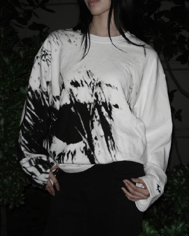 'BLACK IRIS' LONGSLEEVE