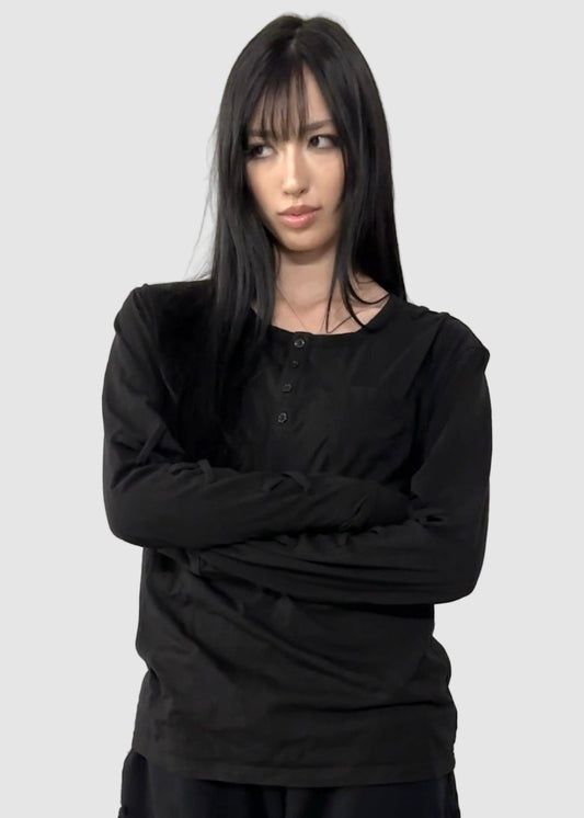 'SYMBIOTE' HENLEY LONGSLEEVE (NOIR)